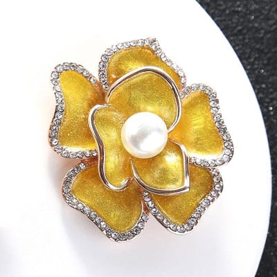 Acryl Camelia Bloem Broches Voor Vrouwen Elegant Mode Ontwerp Speld Zomer Stijl Sieraden geel