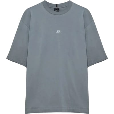 Oakley Latitude sluier t-shirt boxy fit - cement