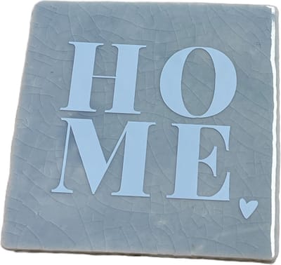 Hippe tegeltje met tekst: Home | Serenity met pastel blauw | Gepersonaliseerde cadeau | Hippe Spreuktegel | Nieuwe woning cadeau | Housewarming cadeau