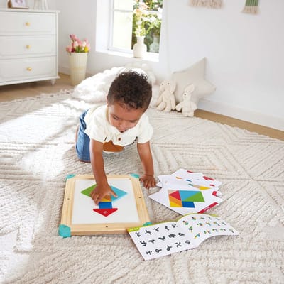 Hape Ruimte Doolhof en Tangram Bord 2-in-1 – Magnetisch Speelbord voor Kinderen vanaf 18 Maanden