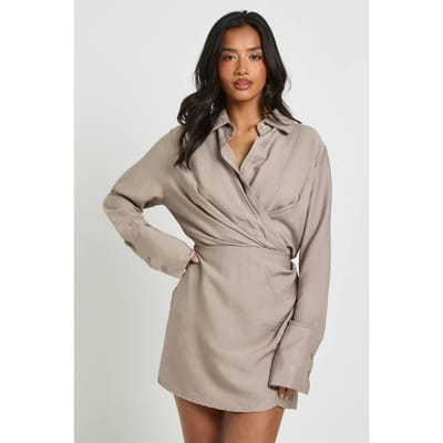 boohoo Dames Petite Blousejurk met kraag en omslag | Mocha | Maat: 16