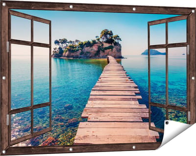 Gards Tuinposter Doorkijk Pad op het Water naar een Grieks Eiland - 120x80 cm - Tuindoek - Tuindecoratie - Wanddecoratie buiten - Tuinschilderij