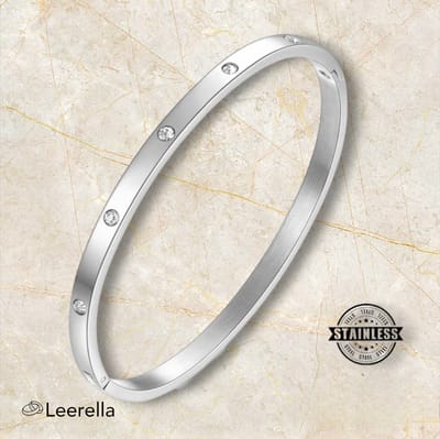 Leerella Schitterende van Bangel Damesarmbanden met Zirkonia in Zilverkleur 4mm - Perfect Cadeau voor Moederdag, Verjaardag of Valentijnsdag!