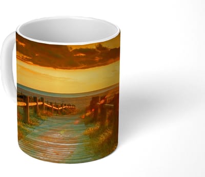 Mok - Koffiemok - Zon - Strand - Duin - Horizon - Gras - Pad - Oranje - Mokken - 350 ML - Beker - Koffiemokken - Theemok