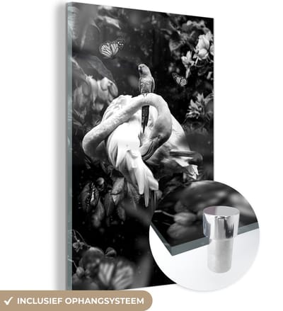 MuchoWow® Glasschilderij 40x60 cm - Schilderij acrylglas - Flamingo en vlinders in de jungle - zwart wit - Foto op glas - Schilderijen