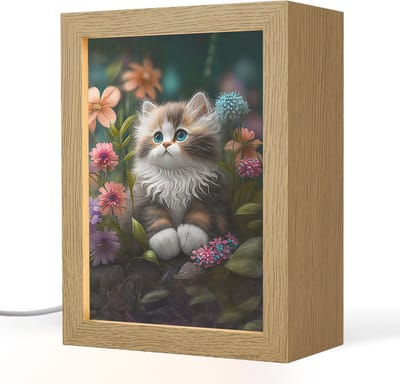 Nachtlampje 15x20 cm - Kinder lampje - Kitten - Illustratie - Bloemen - Natuur - Kat - Tafellamp kinderkamer - Slaapkamer lamp - Bedlamp kinderen - Kinderlampje stopcontact - Wandlamp babykamer - Nachtlampjes