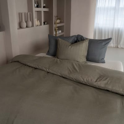 Kayori Rui Dekbedovertrek Peached Twill Katoen - 200x200-220 + 2 slopen - Tweepersoons - Zacht & Warm - Olijfgroen