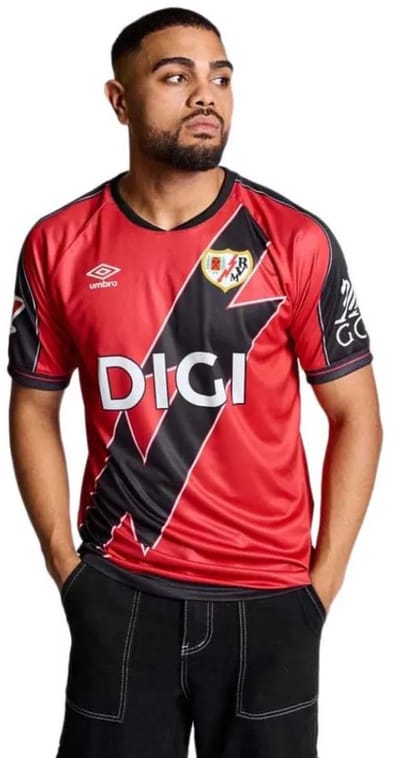 Umbro Rayo Vallecano 25/26 Weg T-shirt Met Korte Mouwen Rood S Man