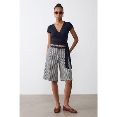 Crop Wrap Blouse met Strikdetail