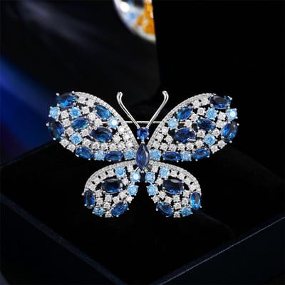 Dames Licht Luxe Design Elegante Ingezette Zirkoon Vlinder Broche Modieuze En Veelzijdige Niche Design Gevoel Broche gray