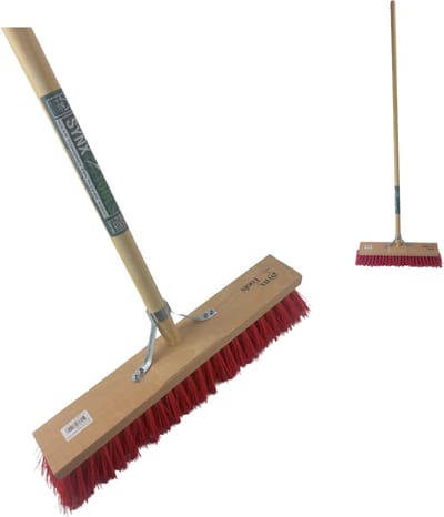 Synx Tools Straatbezem Nylon Rood 50cm - Bezems - Veger - Stadsbezem - Bezem - Buitenbezem - Tuinartikelen - Bezem met steel 160cm - Buiten bezem - veger - Schoonmaken