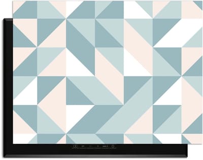KitchenArt - Pastel Triangles – Inductie Beschermer - 80x52 cm - Kookplaat Beschermer - Luxe Afdekplaat Inductieplaat - Anti-slip & Oprolbaar - Beschermmat Inductiekookplaat