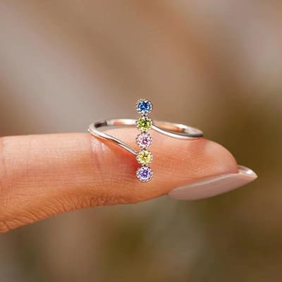Huitan Kleurrijke Zirkonia Ringen voor Vrouwen Eenvoudig Stijlvol Creatieve Vingeraccessoires Leuke Bedeltjes Feest Welkomst Sieraden Cadeau 8 beige
