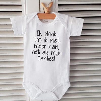 Baby Rompertje met tekst ik drink tot ik niet meer kan net als mijn tantes | korte mouw | wit zwart | maat 50/56 | Zwangerschapsaankondiging grappig cadeau