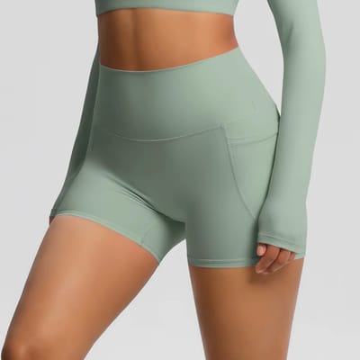 Gym Revolution – Korte Sportlegging dames – Sportbroek dames met zakje – Sportkleding dames – Sport short dames – Hardloopbroek dames kort – High waist sportlegging – Fitness legging dames – Gym short dames – Groen - Maat S