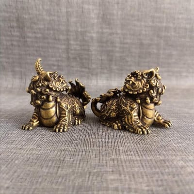 Messing ornamenten - Antiek bronzen beeldjes - Huisdecoratie - Uniek handwerk - 55x30x45mm - Bronskleurig