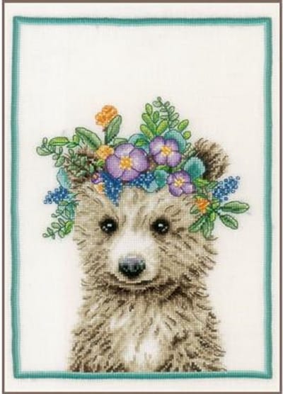 Lanarte Borduurpakket - Borduurset - Borduurpakket volwassenen - Telpakket kit - 22 x 30cm - Beer met bloemenkroon - PN-0200867