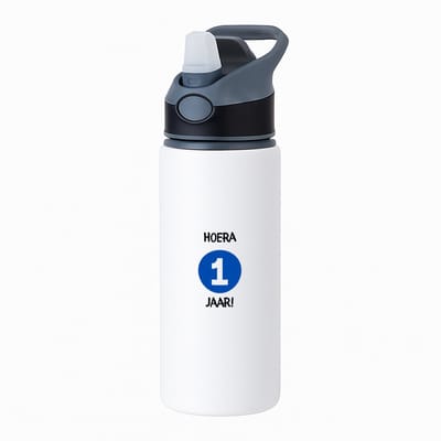Hacebo® - Hoera 1 jaar waterfles met rietje zwart - Verjaardag - Jarigen - Verjaardagscadeau - baby - Happy birthday - water fles - 650ML