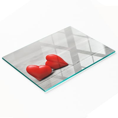 Multifunctionele decoratieve glazen keukenplank met hartvormig houtmotief, 80x52 cm