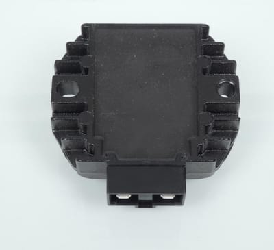 spanningsgelijkrichter rms voor scooter mbk 150 yp skyliner 2001 tot 2002 4hm-h19600-000 nieuw