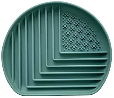 Rieba® Voerbak Hond - Likmat Hond – 20x19cm - Flexibele Silicone Hondenlikmat - Slowfeeder Hond – Anti Schrok Voerbak – Silicone Zuignappen – Pastel Groen