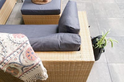 Fonteyn Loungeset Rimini Naturel - 5-persoons Loungeset, Buitenzitgroep en Tuinmeubelset met Loungebank en Tafel - 235x82 cm - Wicker - Geschikt voor Tuin, Terras en Balkon - Inclusief Kussens - Naturel, Taupe
