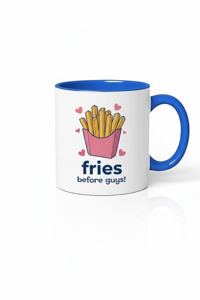 Grappige Mok 'Fries Before Guys' met Frietjes & Harten - Blauwe Binnenkant & Oor - Uniek Cadeau