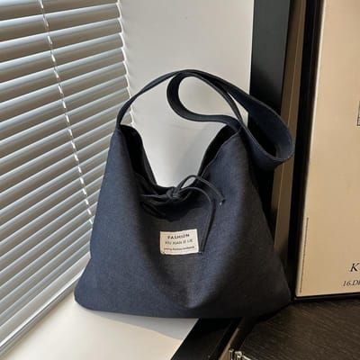 Lente en Zomer Grote Capaciteit Denim Tas voor Vrouwen Nieuwe Veelzijdige Casual Schoudertas Modieuze Pendelaar Tote Bag black