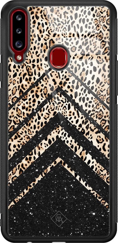 Casimoda® hoesje - Geschikt voor Samsung Galaxy A20s - Chevron Luipaard - Luxe Hard Case Zwart - Backcover telefoonhoesje - Bruin/beige