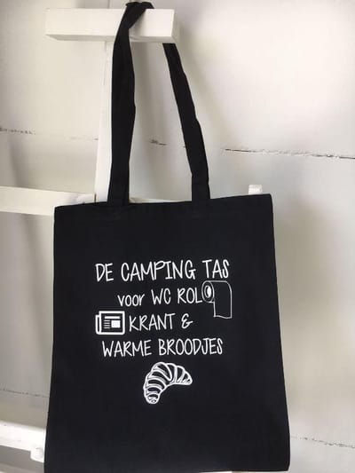 De camping Tas voor WC rol, krant en warme broodjes cadeau voor papa mama opa en oma vaderdag moederdag verjaardag man vrouw dames heren anders tekstbord met grappige tekst bedrukt cadeau opa mama papa opa oma vrouwen dames mannen
