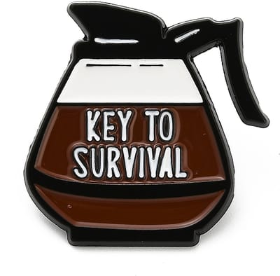 Pin koffie, key to survival, work, filterkoffie, koffie po broche, kledingspeld, emaille pin