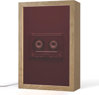 Tafellamp 20x30 cm - LED lamp - Cassetteband - Bordeaux - Vintage - Decoratieve tafellampen - Dimbaar - Tafellampje slaapkamer - Woonkamer binnen