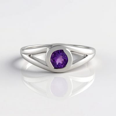 Cavill - Zilveren ring met Siberische amethist 0,433 ct - 925 Sterling zilver geplatineerd - Ronde amethyst - Elegante bezel ring - Paars