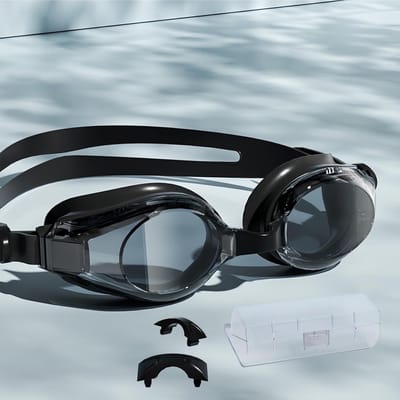 Zwemgoggles met optische sterkte (-1.5 tot -7.0), anti-condens coating, zachte silicone en panoramisch zicht voor optimaal zwemcomfort