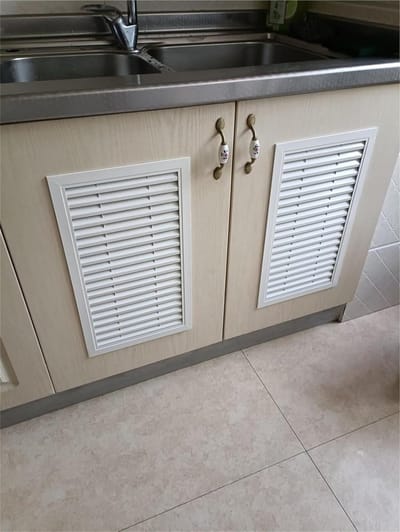 Ventilatie rooster - Luchtrooster - Verbeterde luchtstroom - 45 graden lamellen - 25 x 45 cm - Zwart