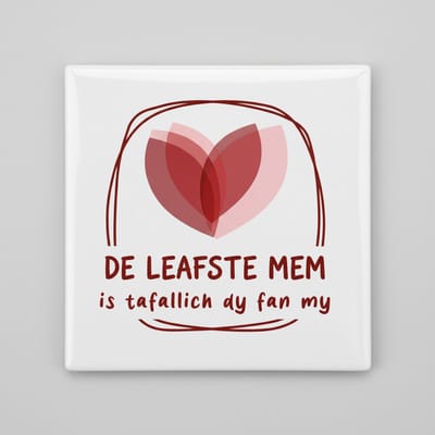 Keramische Tegel met Lieve Dialect Tekst “De Leafste Mem is Tafallich Dy Fan My” – Wanddecoratie met Hart – 15 x 15 cm