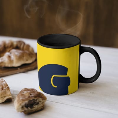 Magische Mok - Foto op Warmte Mokken - Koffiemok - Geel - Think big - Grafisch - Magic Mok - Beker - 350 ML - Theemok - Mok met Tekst