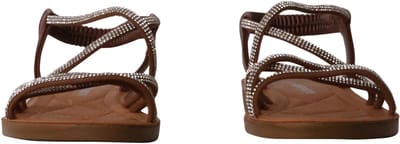 Sandalen om gewoon aan te trekken