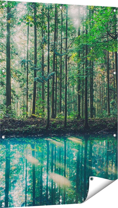 Gards Tuinposter Bos bij een Groen Meer - 80x120 cm - Tuindoek - Tuindecoratie - Wanddecoratie buiten - Tuinschilderij