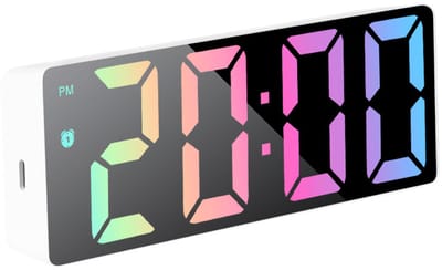 Wekker - Digitale Wekker - LED klok - LED wekker - Bureauklok –Digitale klok - Met snooze-functie - Met helder display - Groot led-scherm - Met tijd - Met datum - Met temperatuur - Werkt op USB en batterijen - Voor naast bed - Voor slaapkamer - Wit