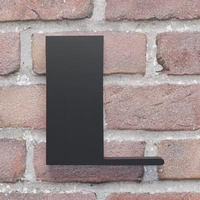 Huisnummer Broadway L zwart - Huisnummerbord - 10 cm - zelfklevend