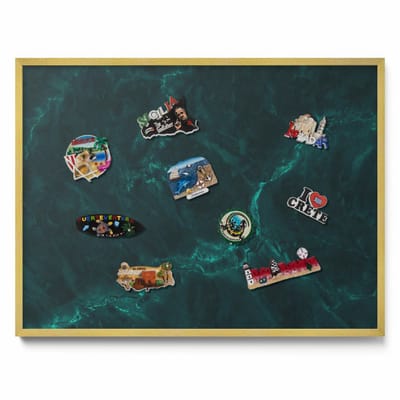 Tulup Magneetbord met Gouden Frame - Groente Magnetisch Bord met Kleurvariaties - 80 cm x 60 cm - Flessengroen marmer - Magnetisch Bord voor Magneten - Magneetbord voor Foto's en Notities - Magneetbord voor Reissouvenirs