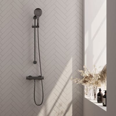 Brauer Gunmetal Carving opbouw douche thermostaatkraan SET 02 met glijstang en 3-standen handdouche en doucheslang gunmetal geborsteld PVD