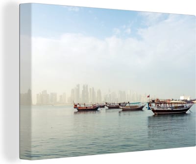 Canvas schilderij 140x90 cm - Wanddecoratie Boten in het water van Doha - Muurdecoratie woonkamer - Slaapkamer decoratie - Kamer accessoires - Schilderijen