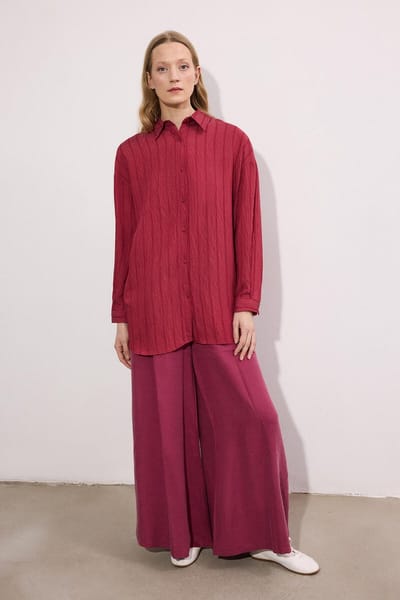 Touché Privé - Blouse met natuurlijke textuur en ingeweven streep - Bordeaux - Dames