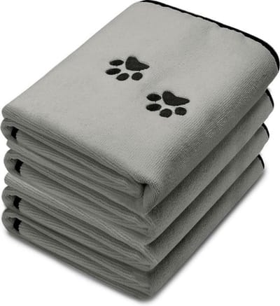 Set van 4 Hondenhanddoeken, Microvezelhanddoeken, Zacht, Absorberend, voor Huisdieren, Badhanddoek, Honden, Droge Verzorgingshanddoek met Geborduurde Poten voor Katten, Baden, Verzorging (Grijs, 90 x 50 cm)