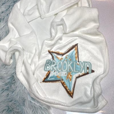 Kraamcadeau persoonlijke babydeken sweet blue met ster naam en geboortedatum