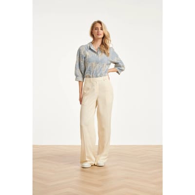 Smashed Lemon Lichtblauwe blouse met witte broderie print |