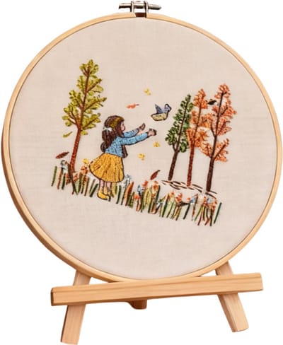 Untamed - PREMIUM Borduurpakket voor volwassenen – DIY decoratie – Creatieve borduurset – Borduren - Landschap - Meisje - Autumn Wander
