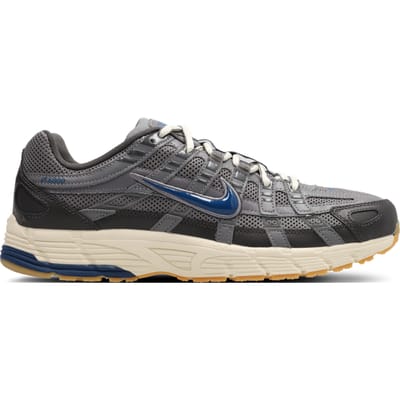 Nike P-6000 Sneakers Heren - Grijs - Maat 44.5 - Mesh/Synthetisch